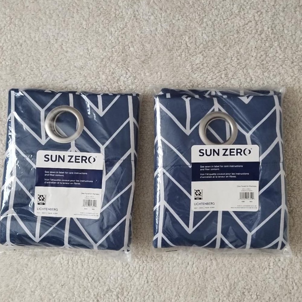 SUN ZERO  2 Panel Blackout Curtains 40 x 84
